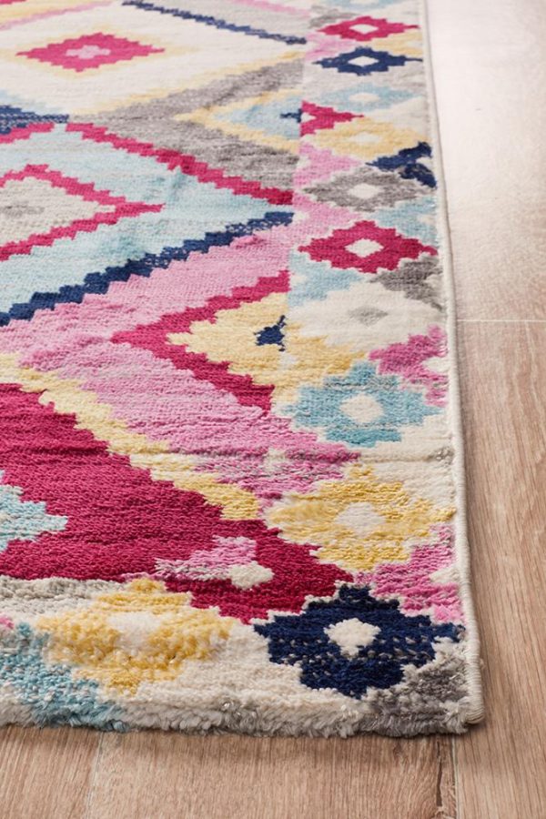 Zanzibar 770 Rug (Multi) by Rug Culture Hot on Sale