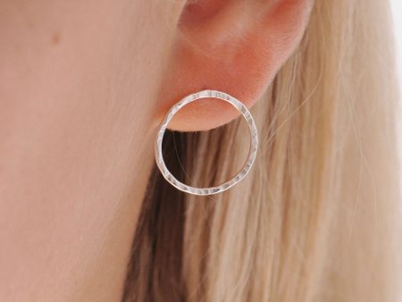 Silver Hammered Circle Stud Earrings Supply