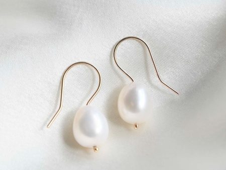 9ct Gold Classic Pearl Hook Earrings Online Sale