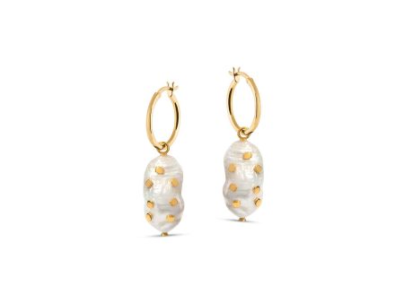 Venus Gold Hoop Earrings With large Keshi Pearl And Barnacles Online now