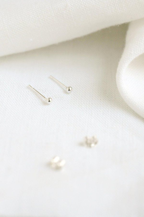 9ct White Gold Tiny Studs Cheap