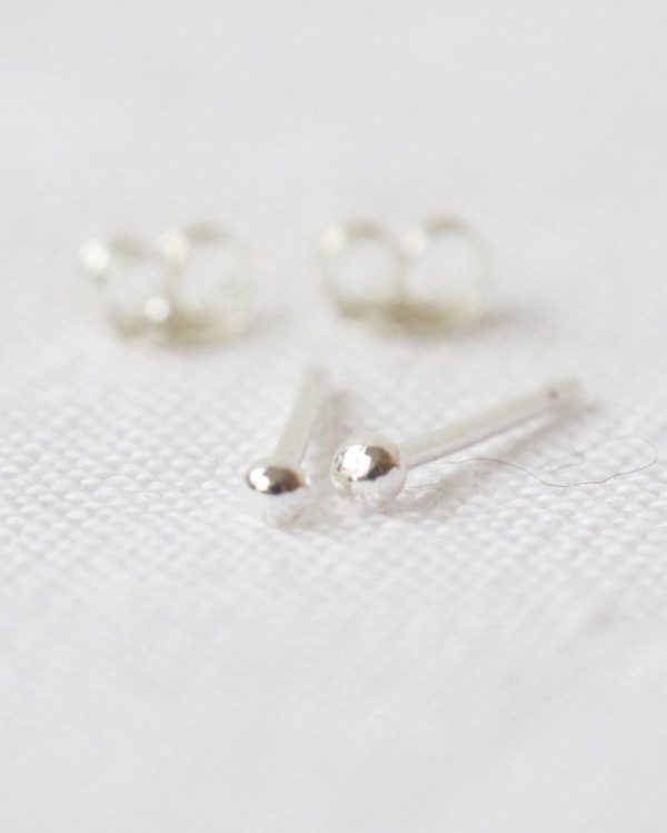 9ct White Gold Tiny Studs Cheap